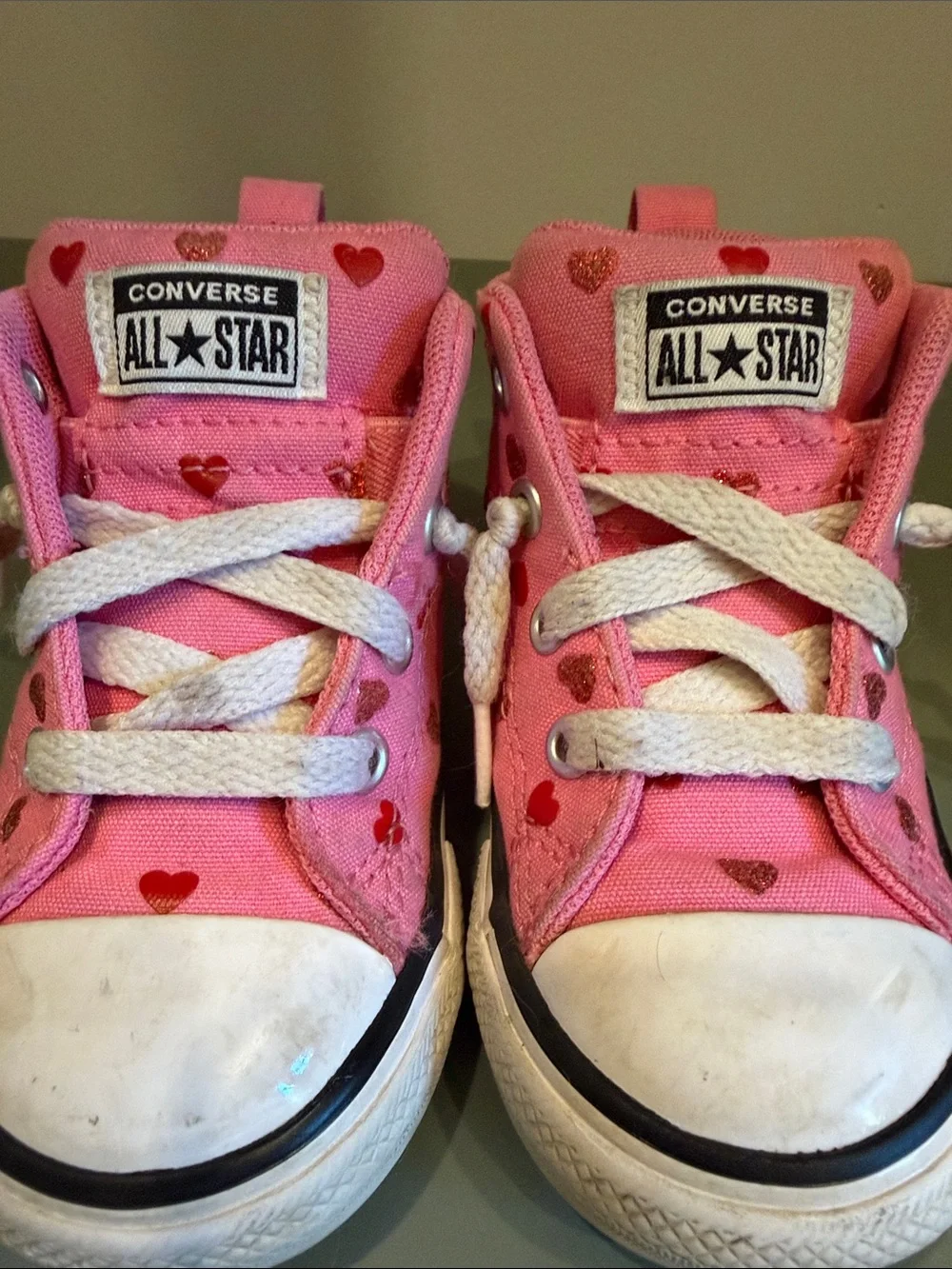 Converse Toddler Pink Heart Mid Top Sneakers, 6